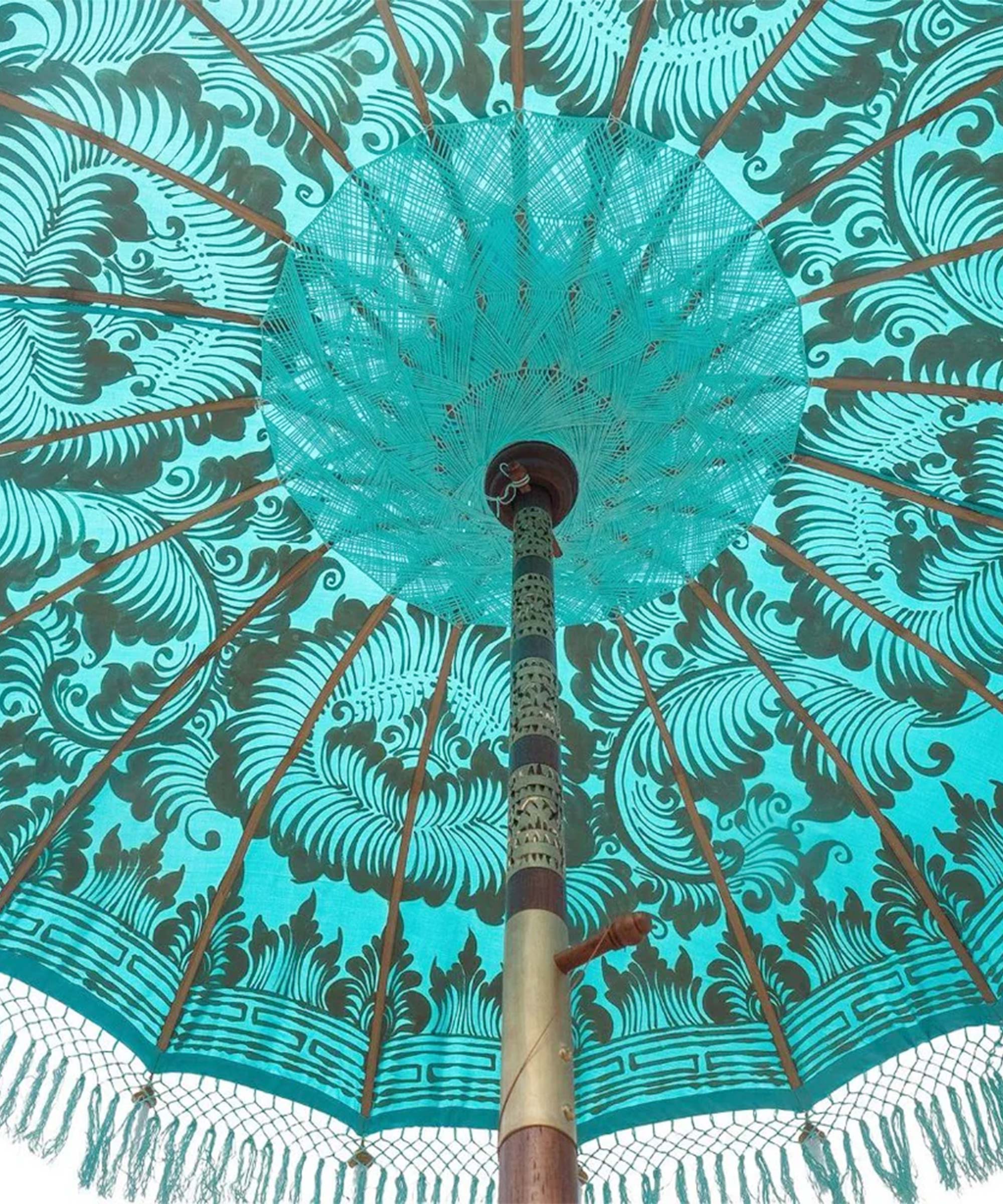 East London Parasol Company Ltd - Bette Round Bamboo Parasol (Only 2 left)
