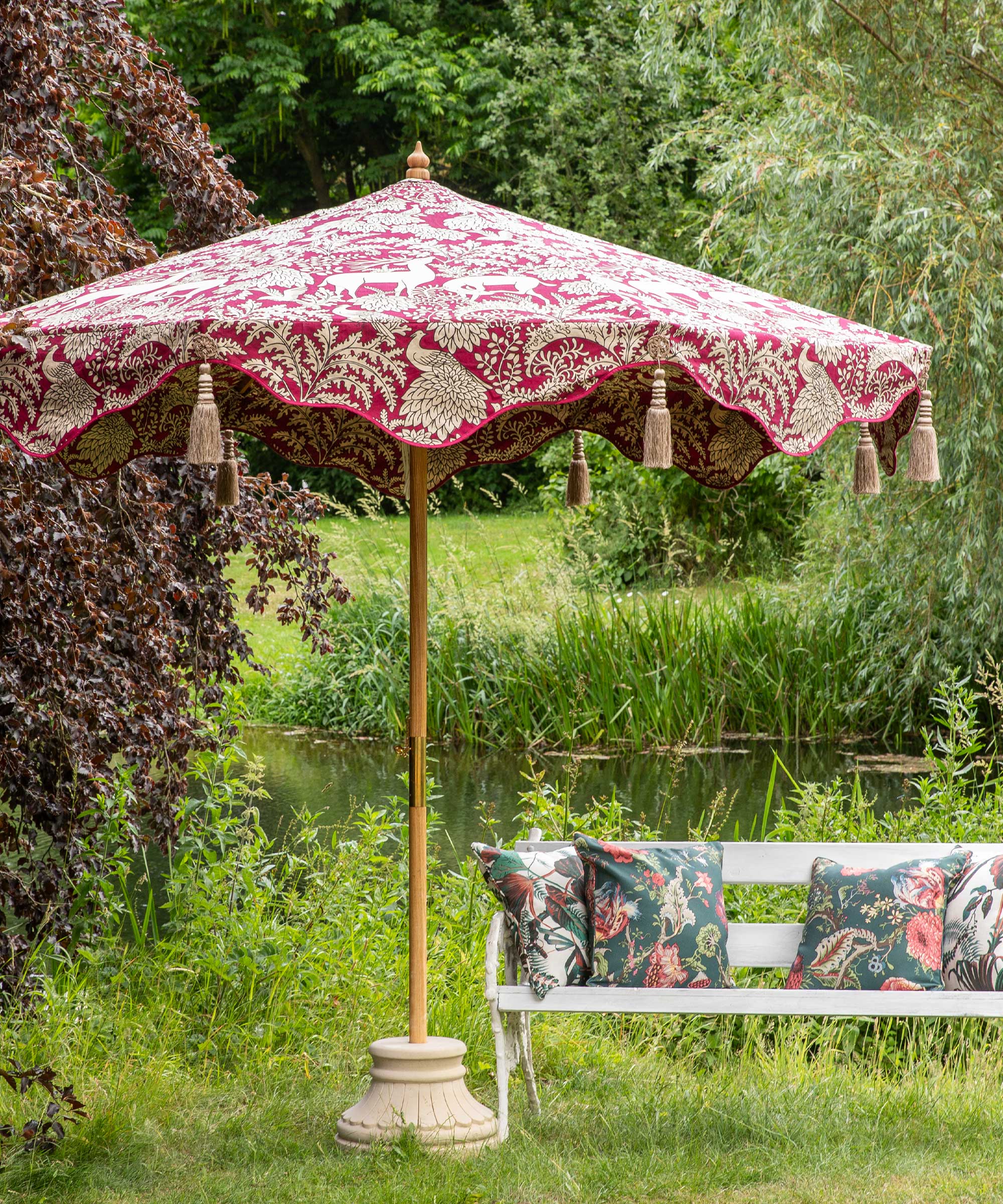 East London Parasol Company Ltd - Elizabeth Ruby Octagonal Canopy (2 Metre)