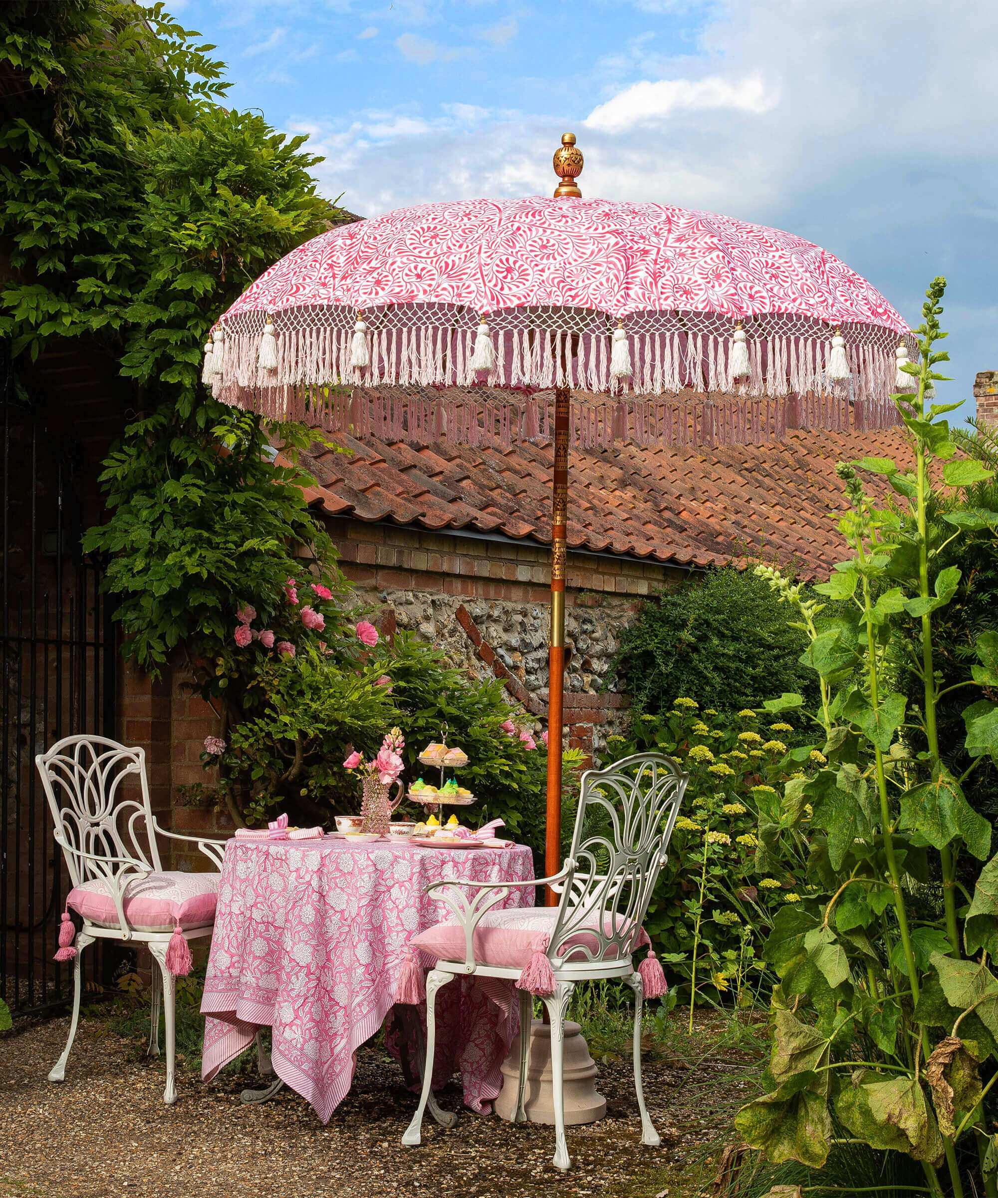 East London Parasol Company Ltd - Lexham Rose Round Bamboo Parasol