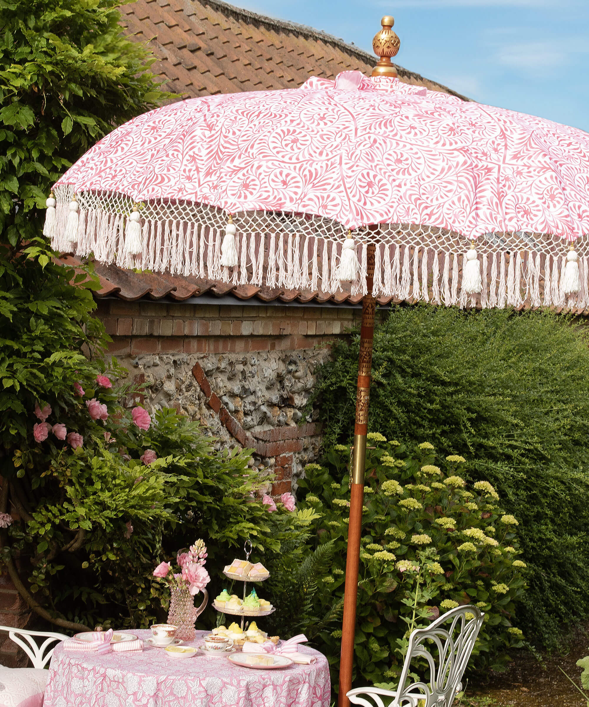 East London Parasol Company Ltd - Lexham Rose Round Bamboo Parasol