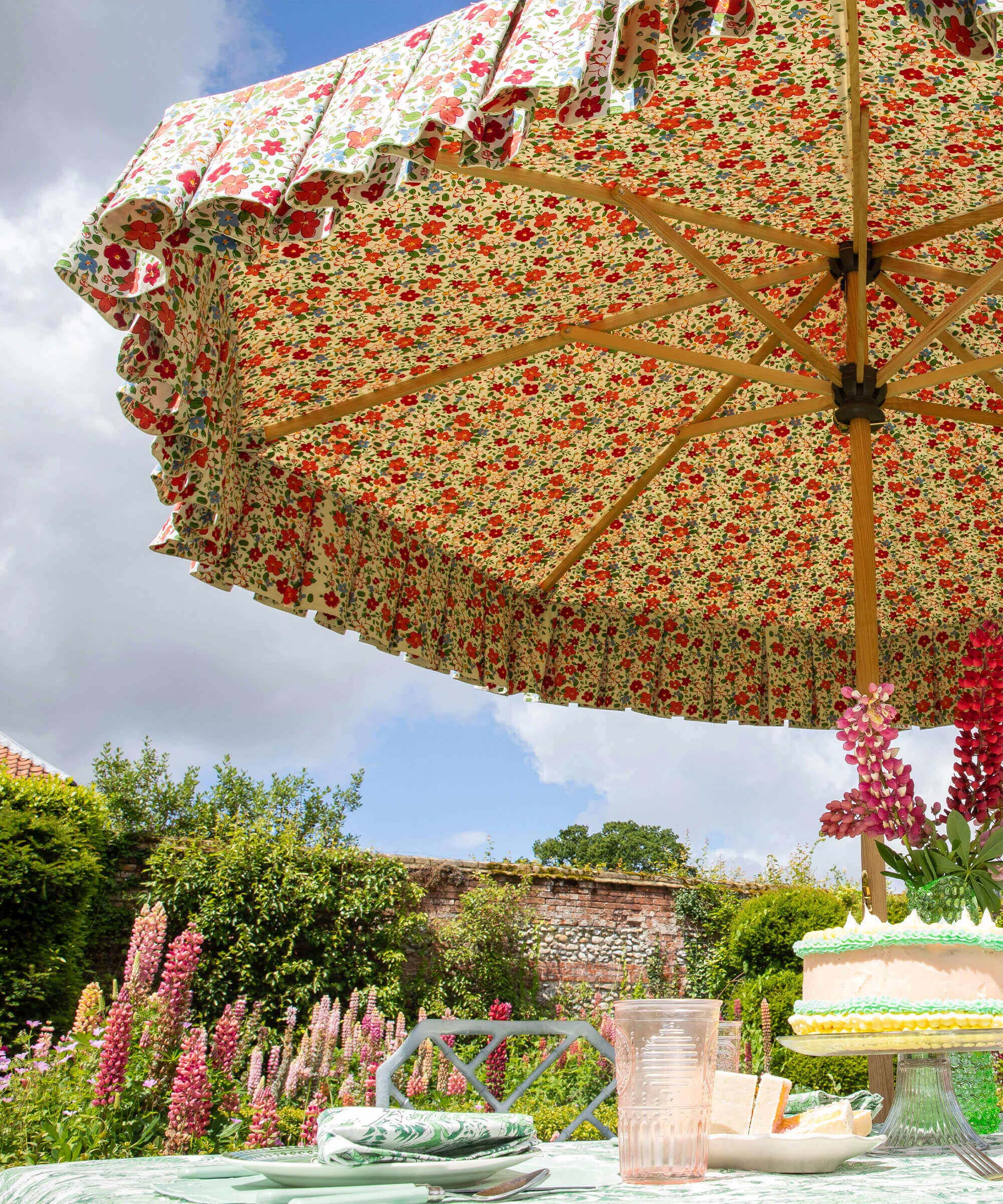 East London Parasol Company Ltd - Parasol Arms (Octagonal Parasol)