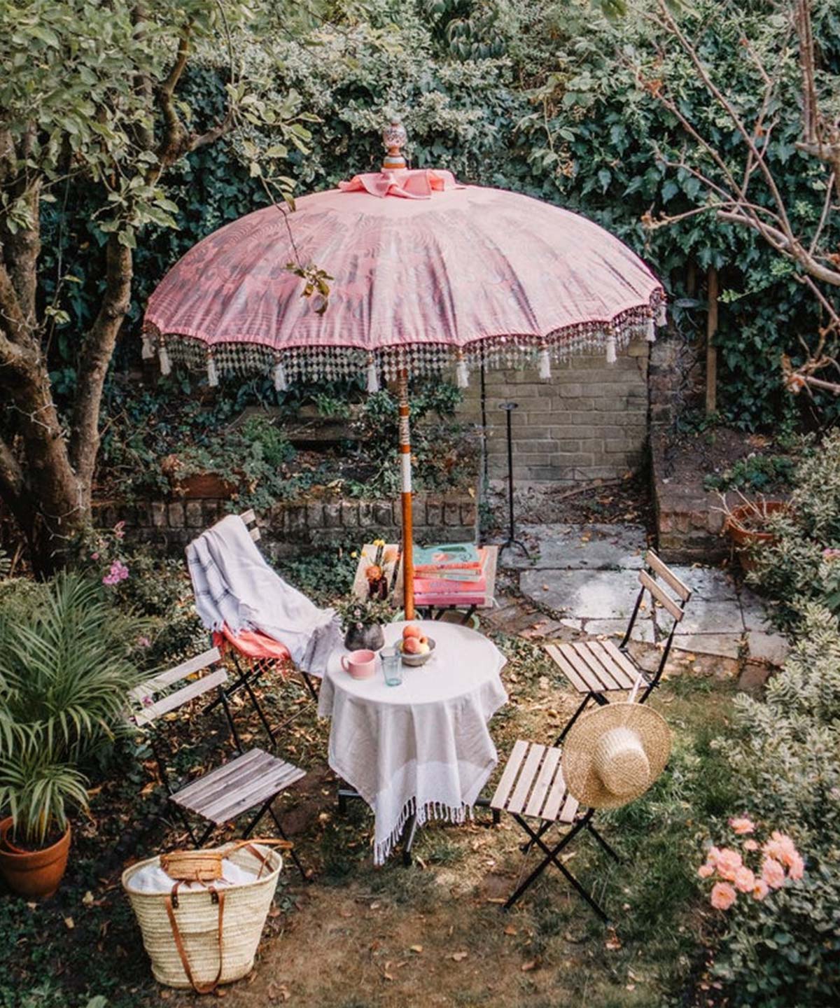 East London Parasol Company Ltd - Stevie Round Bamboo Parasol- reduced- 1 left