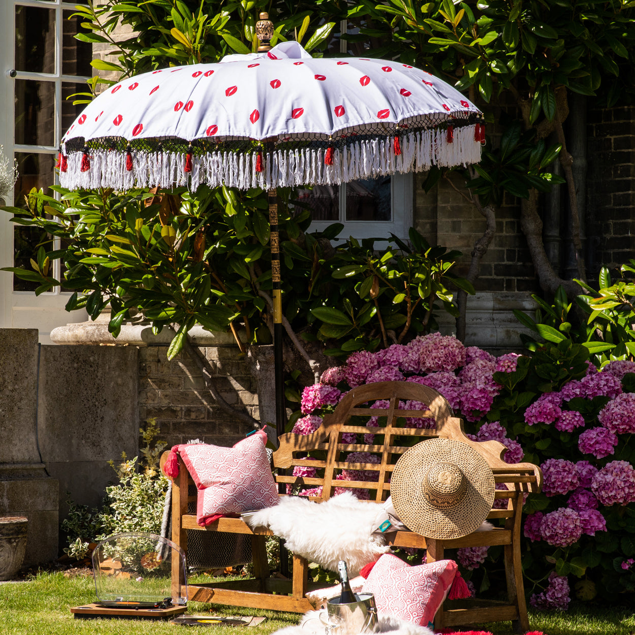 East London Parasol Company Ltd - Iain Round Bamboo Parasol (Only 3 left)