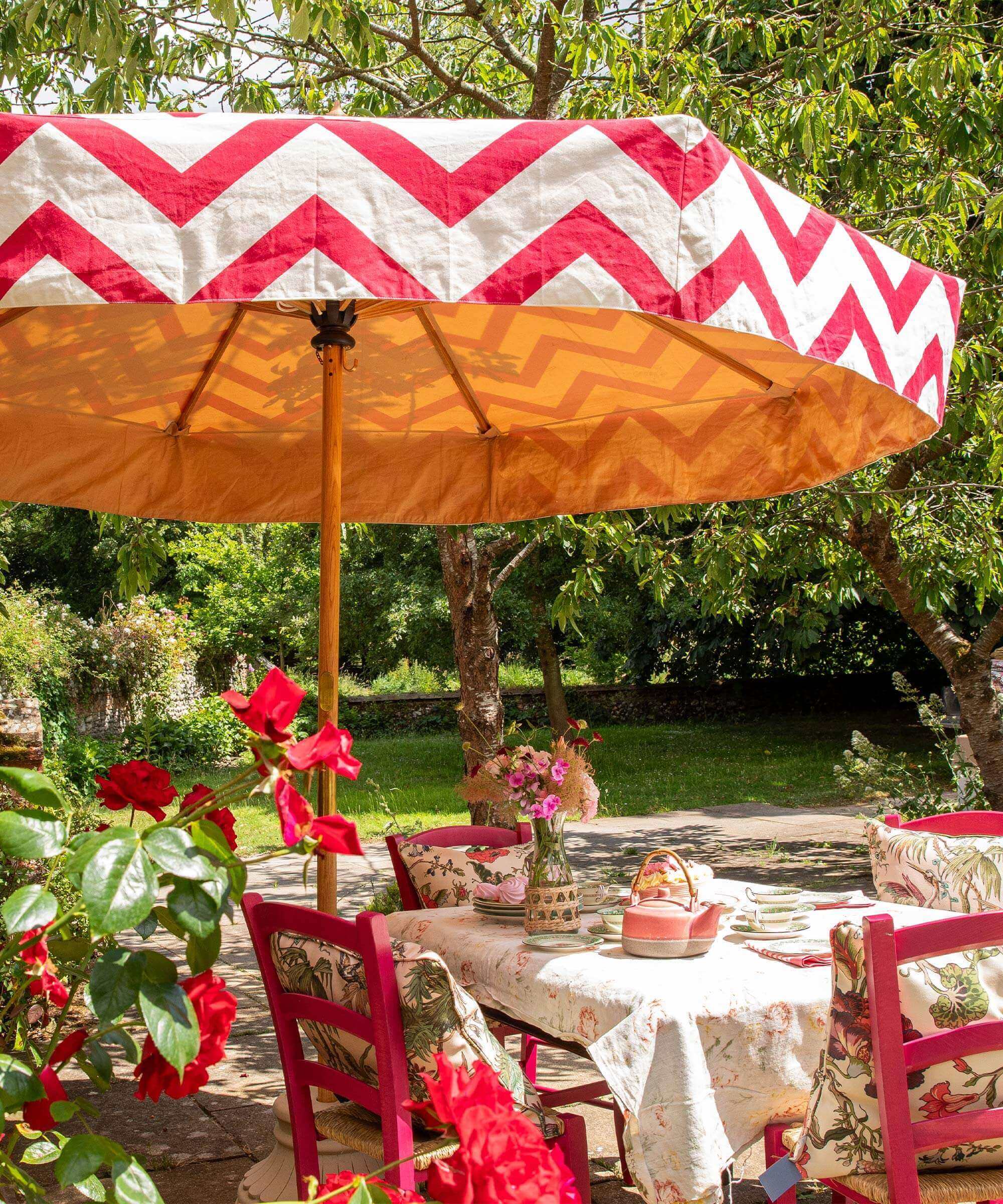 Edmund Raspberry Octagonal Parasol