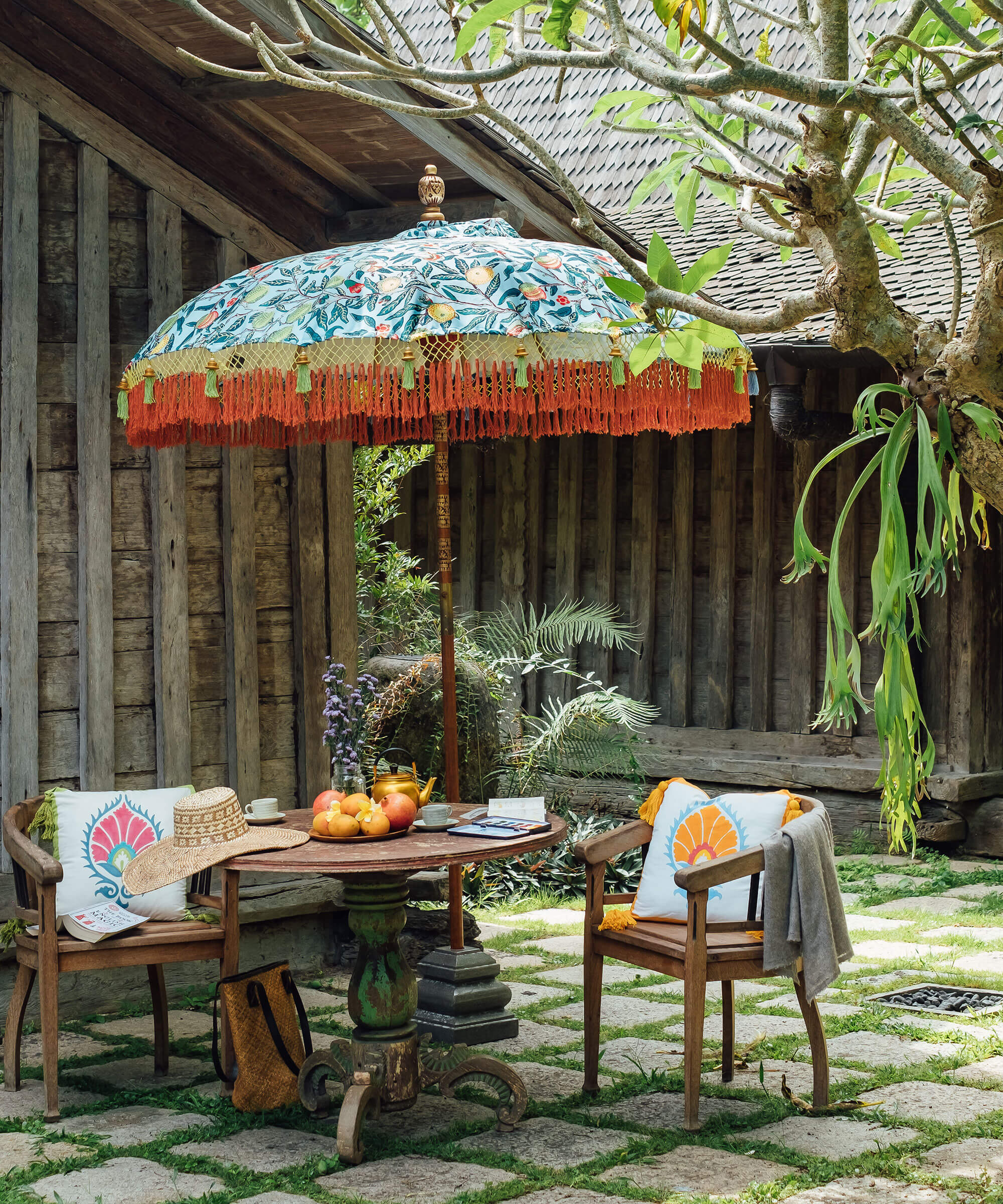 William Round Bamboo Parasol