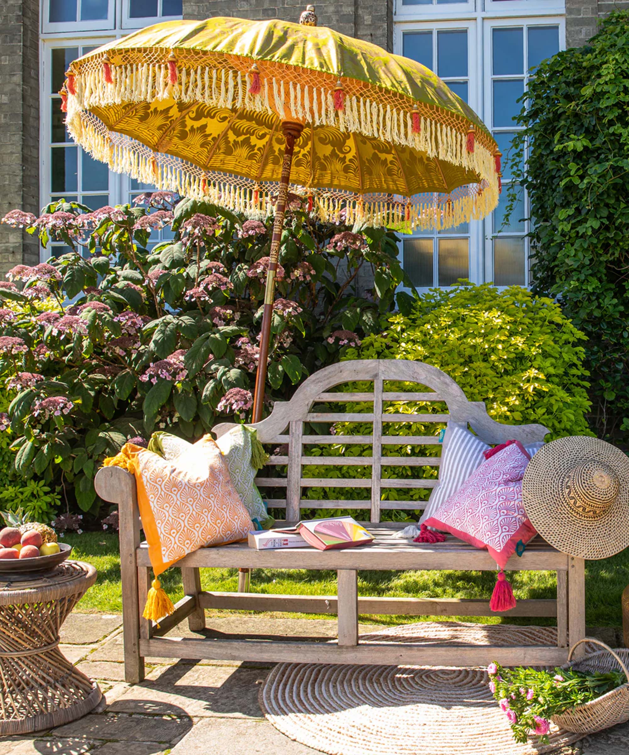 Wolfie Round Bamboo Parasol