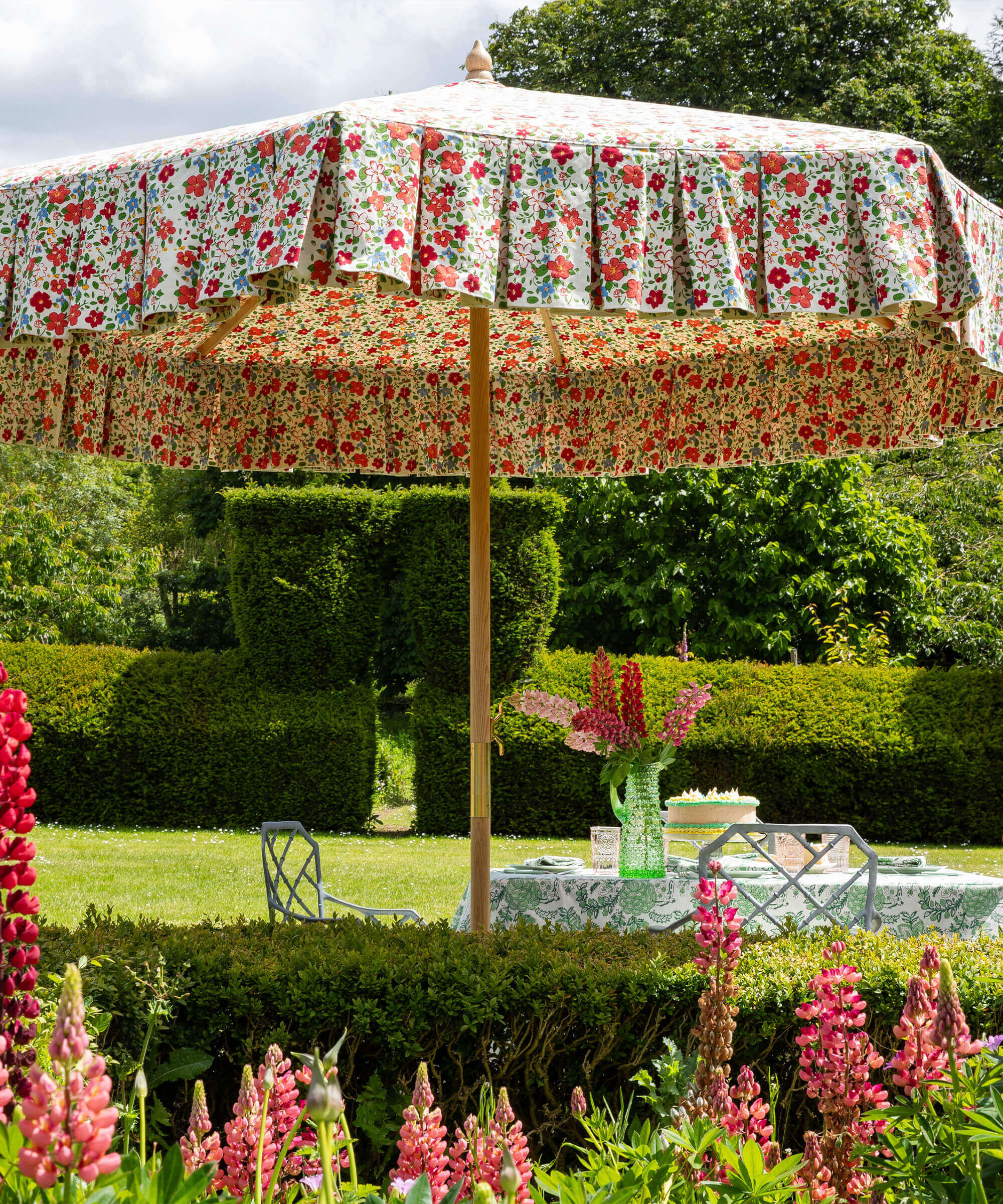 Daphne Pleat Octagonal Parasol
