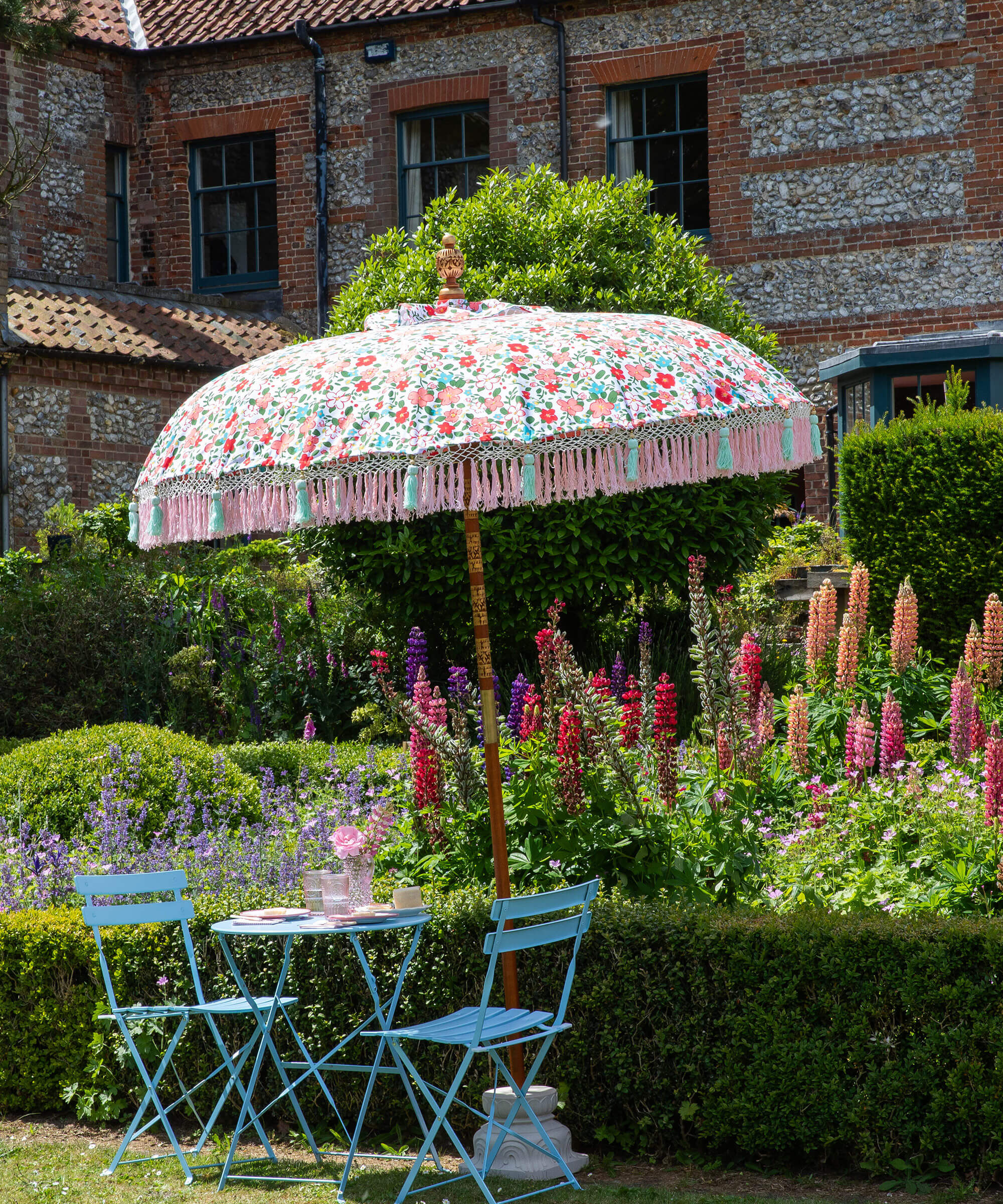 Daphne Round Bamboo Parasol