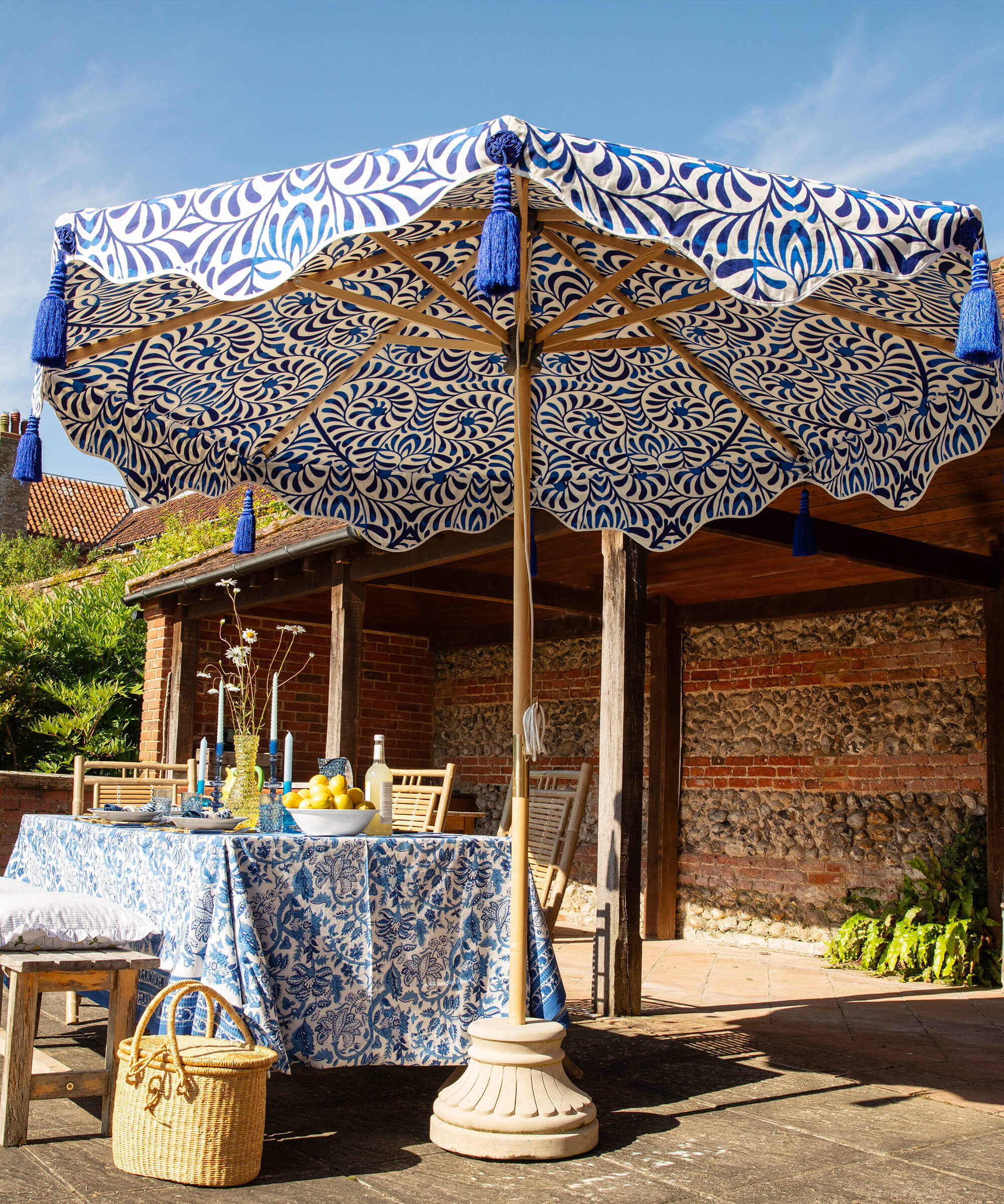 Lexham Lapis Octagonal Parasol