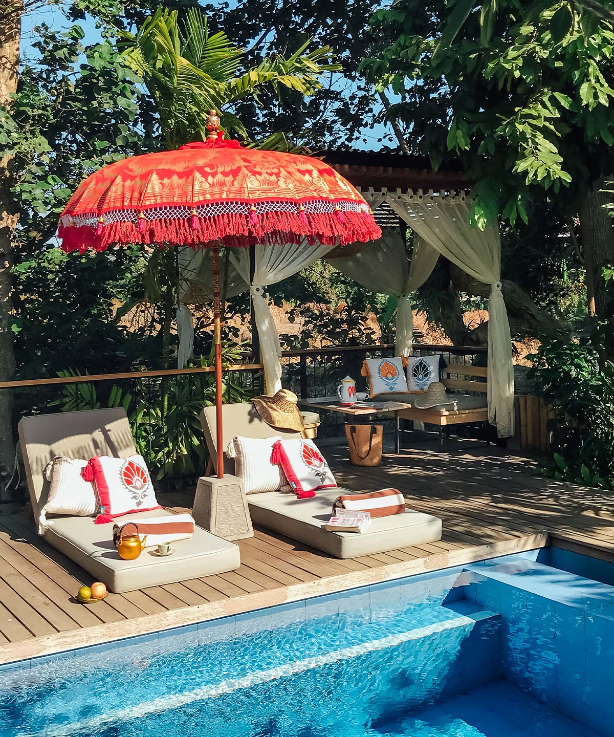 East London Parasol Company Ltd - Olivia Round Bamboo Parasol (Only 1 left)