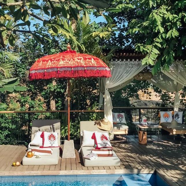 East London Parasol Company Ltd - Olivia Round Bamboo Parasol (Only 1 left)